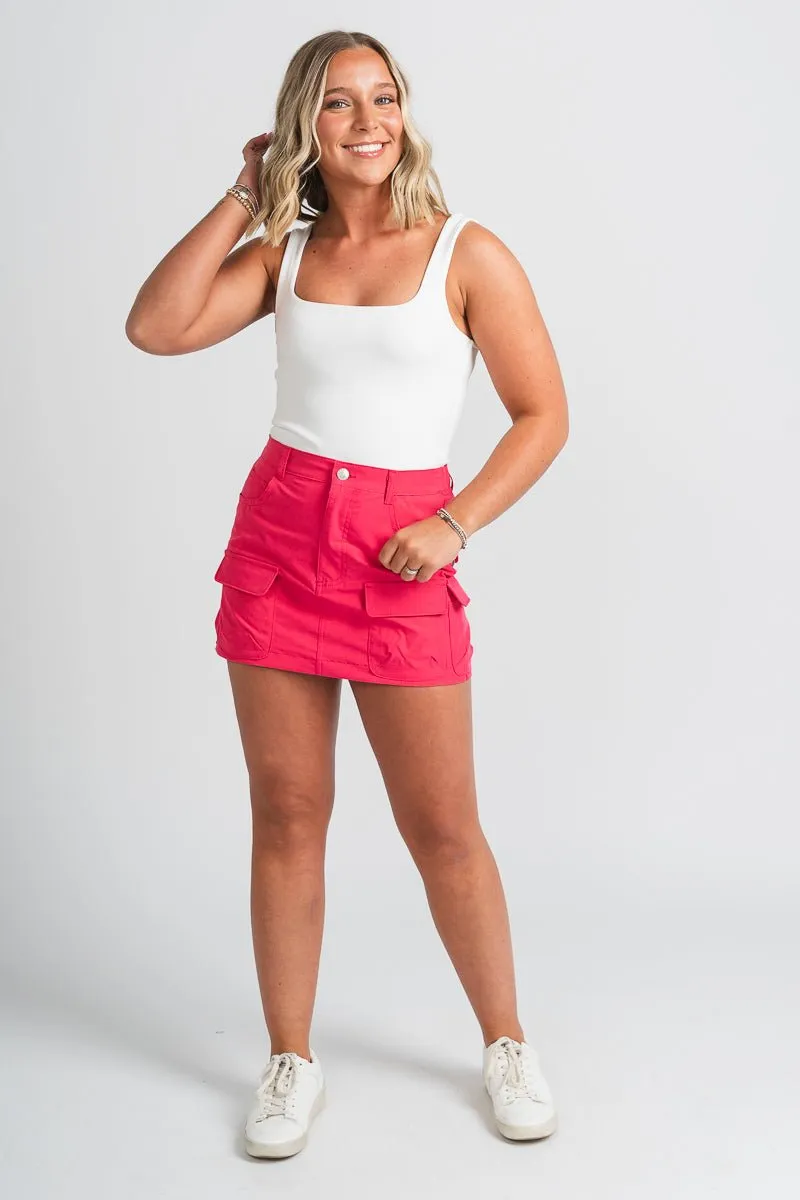 Cargo mini skirt fuchsia