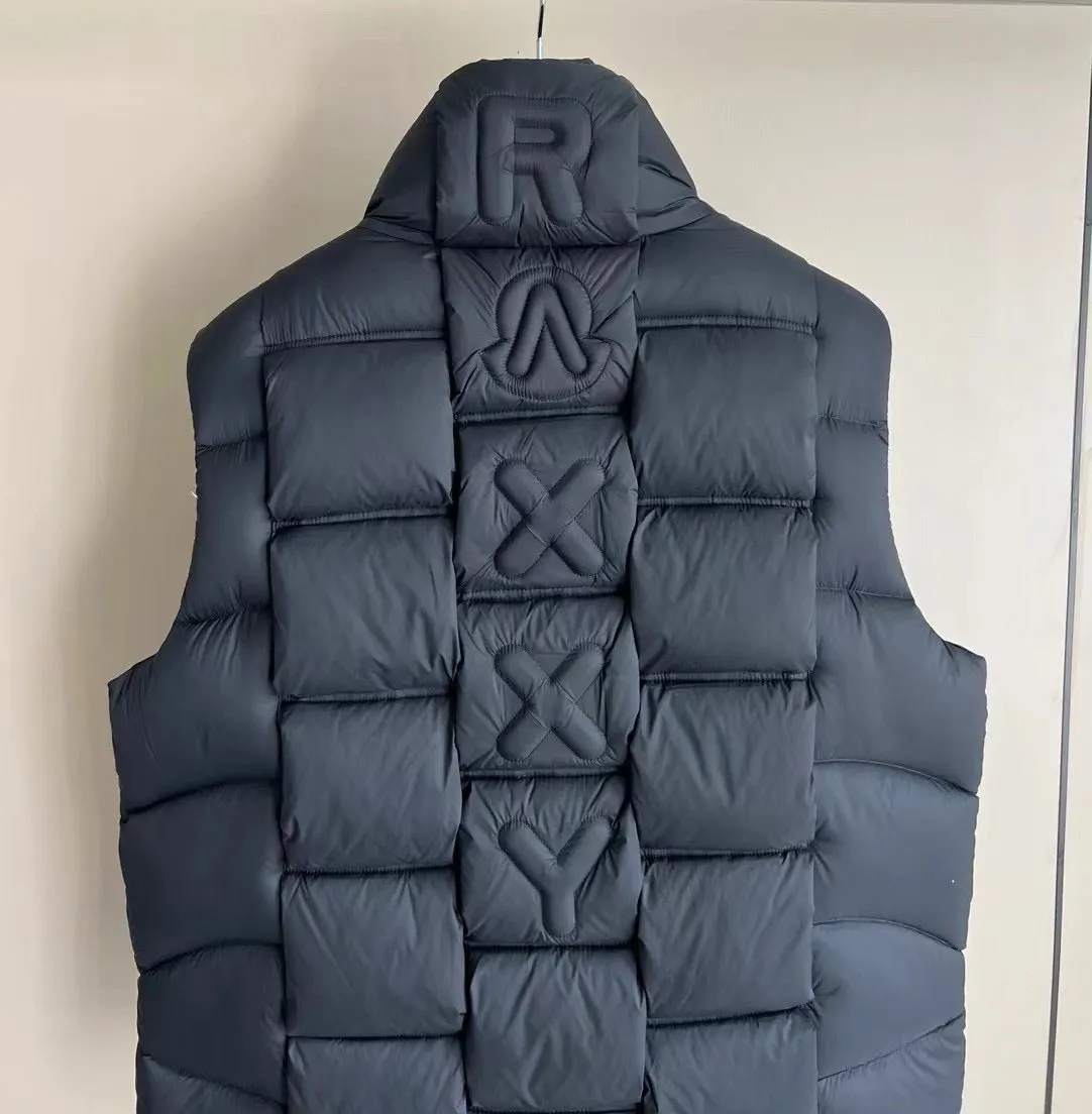Clothes 422 Moncler Short Down Vest / Size0/1/2/3/4