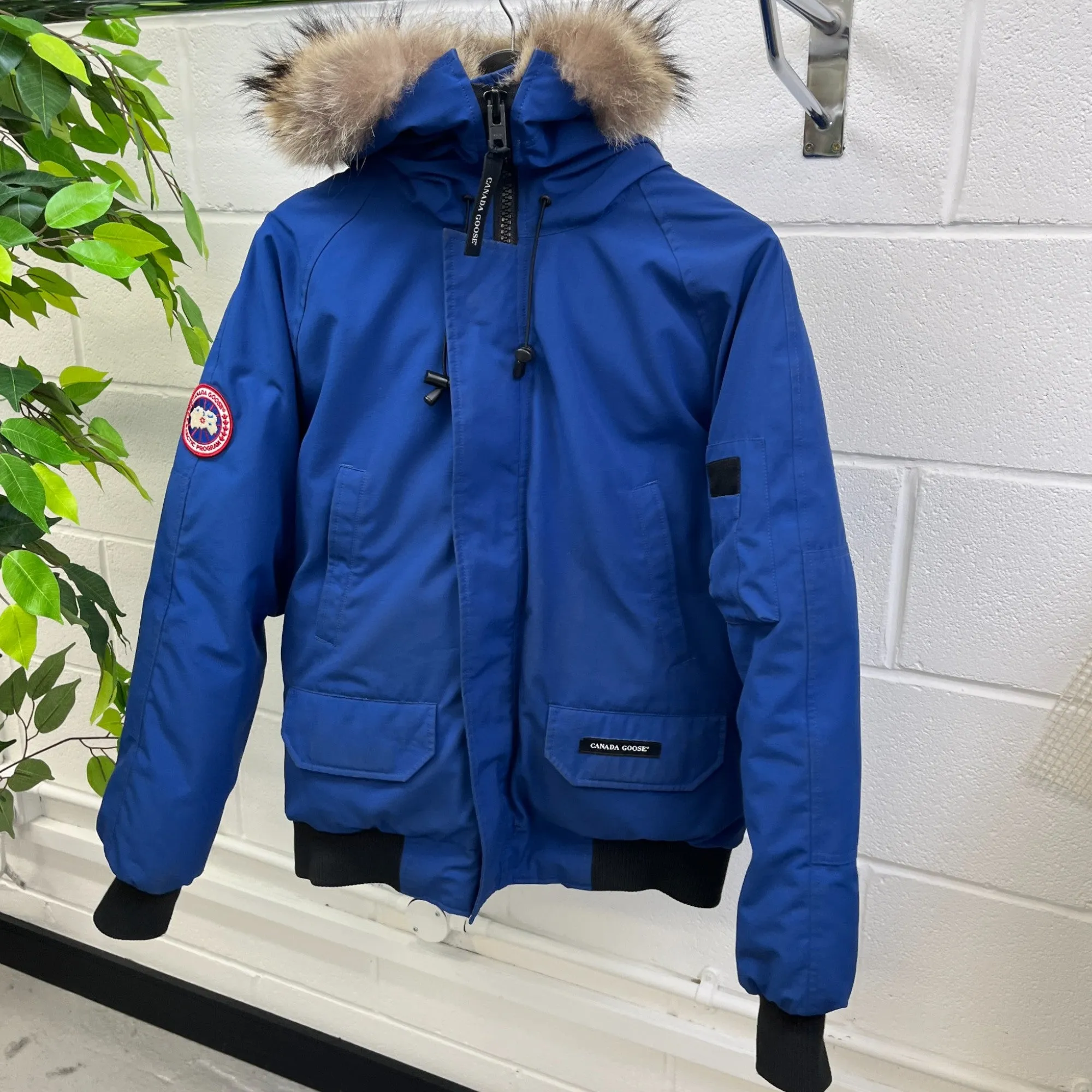 Men's Chilliwack Bomber Down Jacket Blue Size S