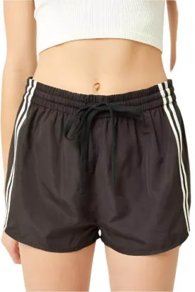 Single Striped Trim Windbreaker Shorts